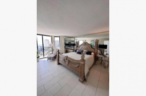 Edgewater 1-1212 'Combee's Penthouse HideAway'